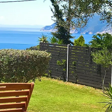 빌라 Mirothea Alonissos *